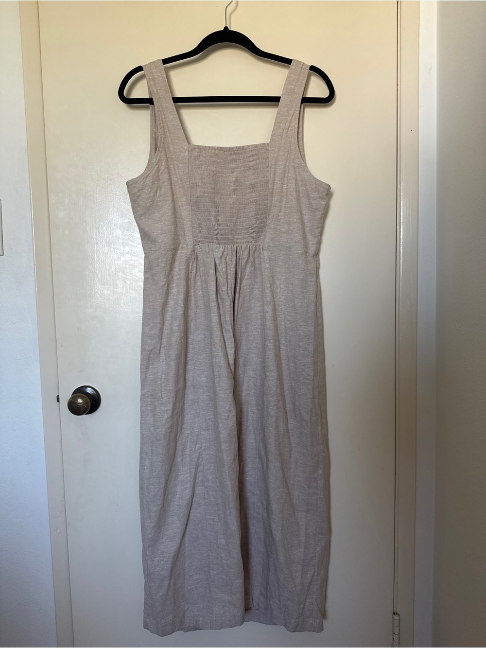 Old Navy Women’s Strapless Linen Midi Dress in tan size L - Picture 2 of 6